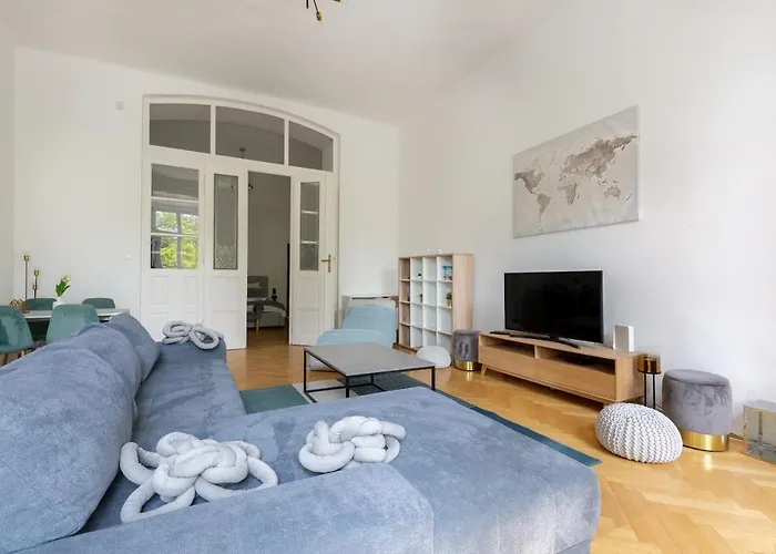 Super Central 2Br-2Bt With Balcony&View&Sauna&Jacuzzi