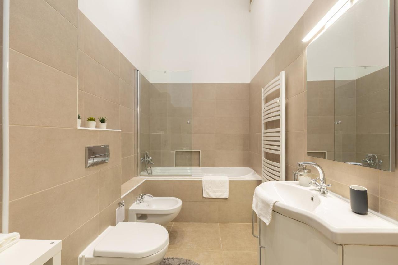 Super 2br-2bt With Balcony&view&sauna&jacuzzi *