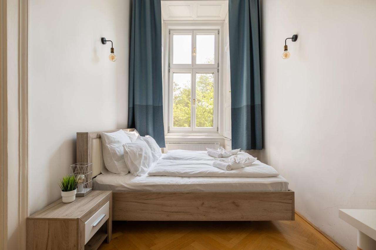 Super 2br-2bt With Balcony&view&sauna&jacuzzi *