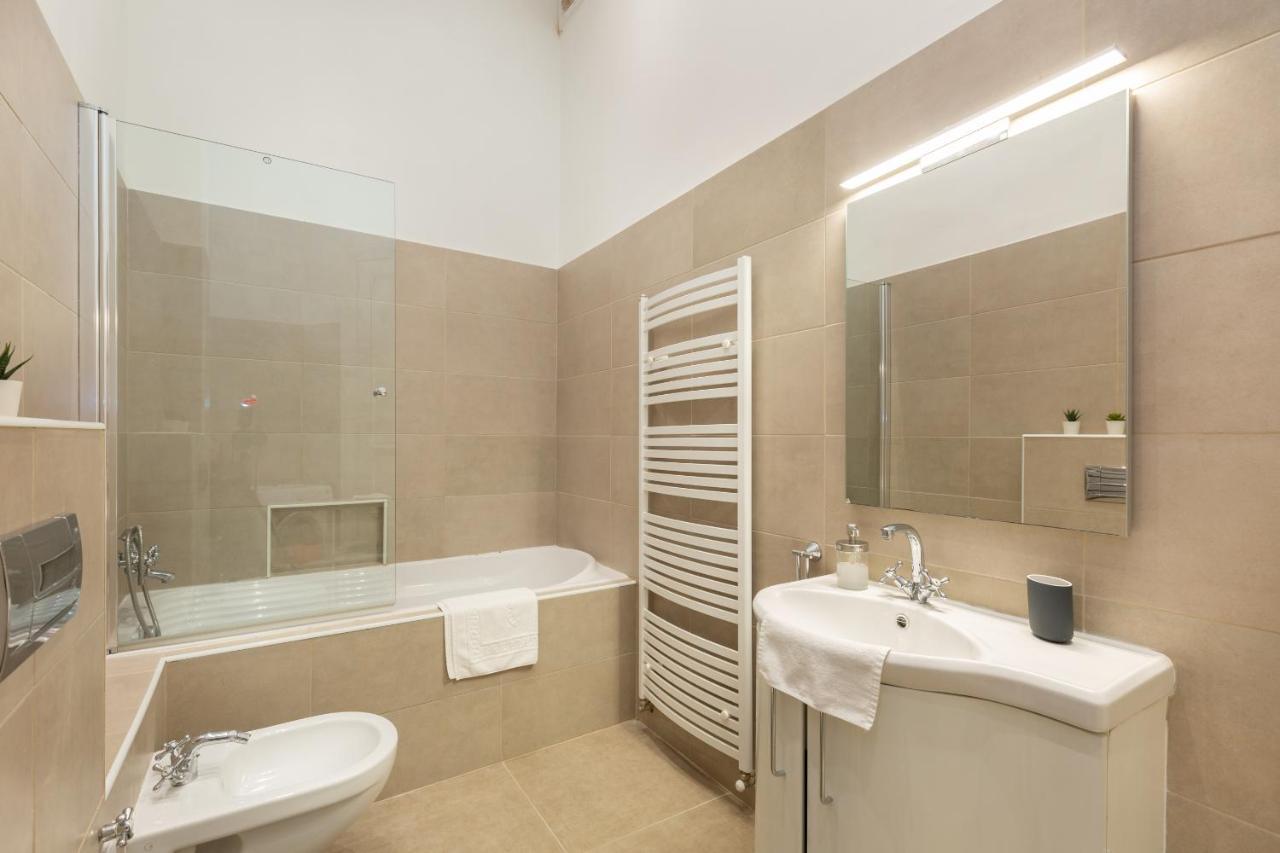 Apartman Super 2br-2bt With Balcony&view&sauna&jacuzzi Budapest