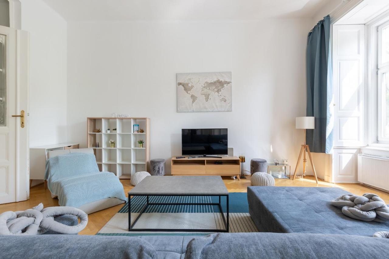 Apartman Super 2br-2bt With Balcony&view&sauna&jacuzzi Budapest