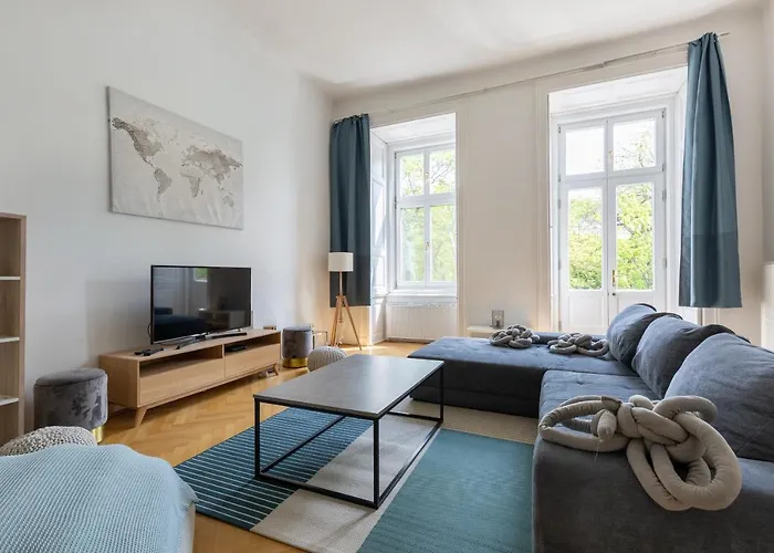 Super Central 2Br-2Bt With Balcony&View&Sauna&Jacuzzi