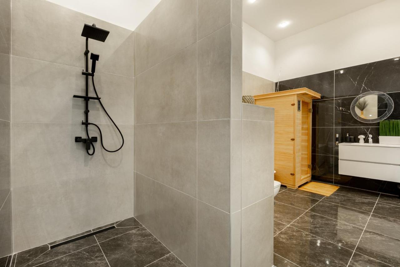 Apartmán Super 2br-2bt With Balcony&view&sauna&jacuzzi